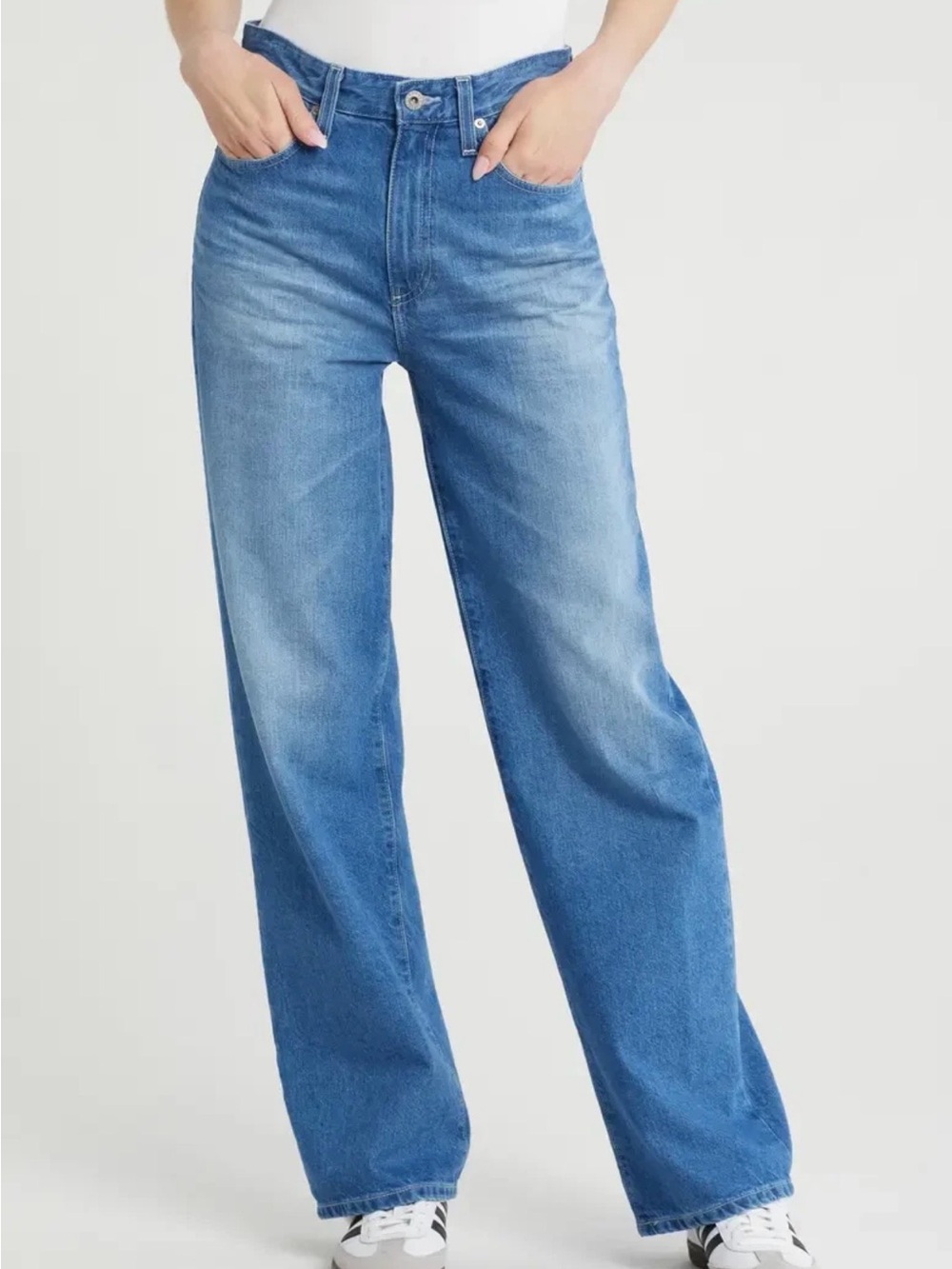 AG Adriano Goldschmied Kora Wide Leg High-Rise Jeans in Medium Blue